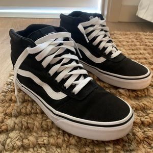 Vans High Top Ward Skate Shoes - Women’s Size 7 - worn three times only!
